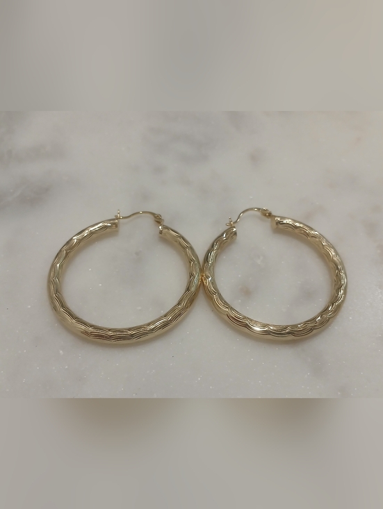 Jewelry - 18k Gold Plated Diamond Cut Hoop Earrings